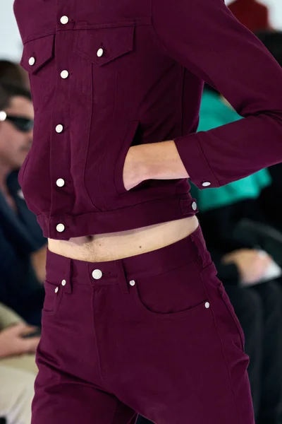 Look 143